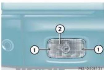 Mercedes-Benz G-Class (2004) - Replacing bulbs - 2
