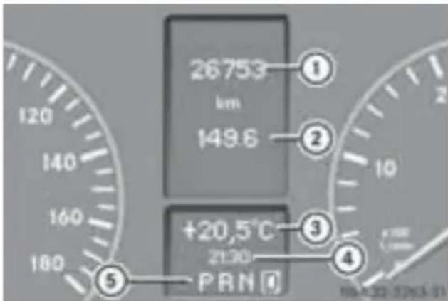 Mercedes-Benz V-Class (2011) - 基本画面 - 1