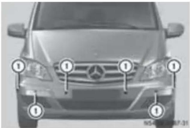 Mercedes-Benz V-Class (2011) - 外装 - 1