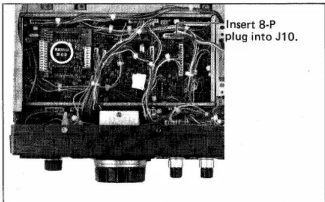 Insert 8-P plug into J10.