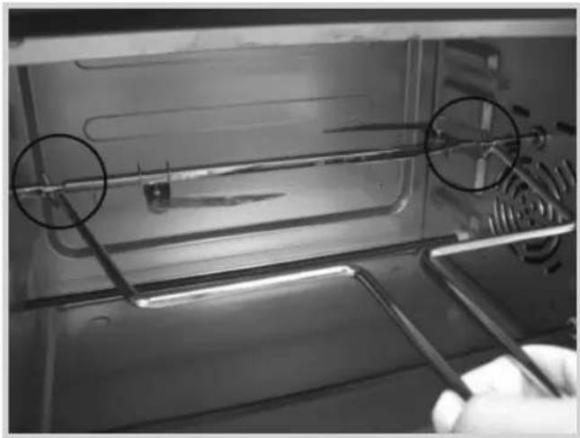 KORONA 57301 - Inserting / Removing Rotisserie accessory - 1