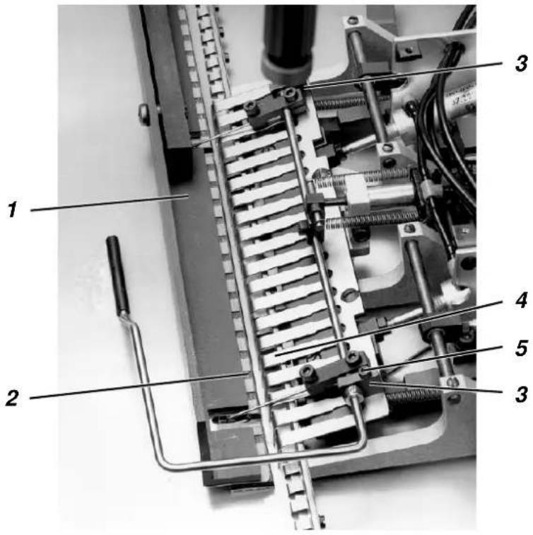 Dürkopp Adler 743-422 - Stoffklemme - 1