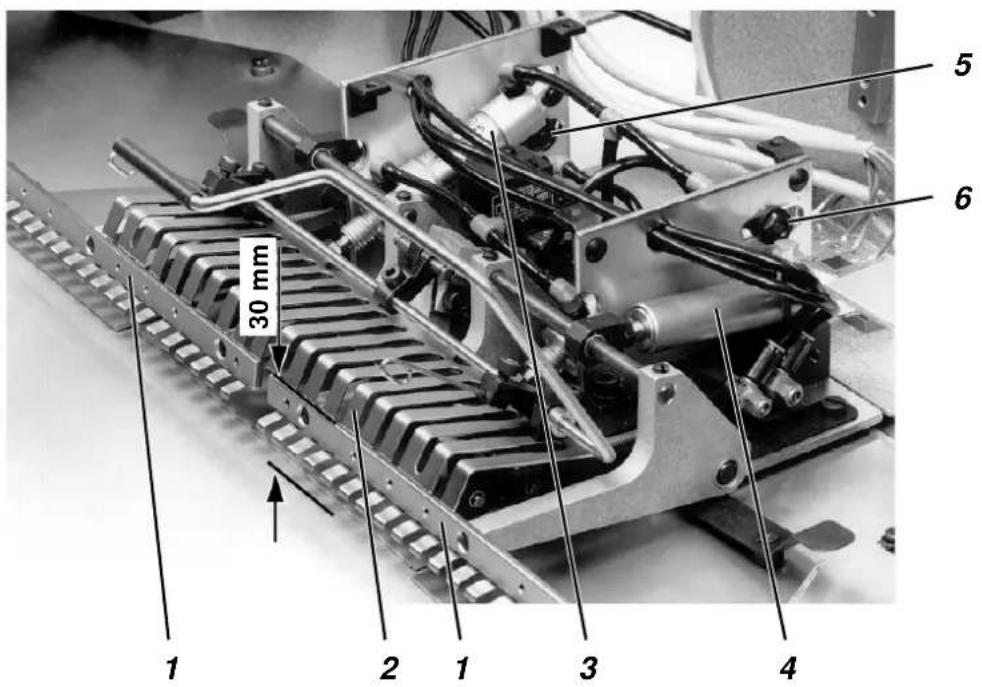 Dürkopp Adler 743-422 - Hubhöhe der Stoffklemme und Klemmleisten - 1