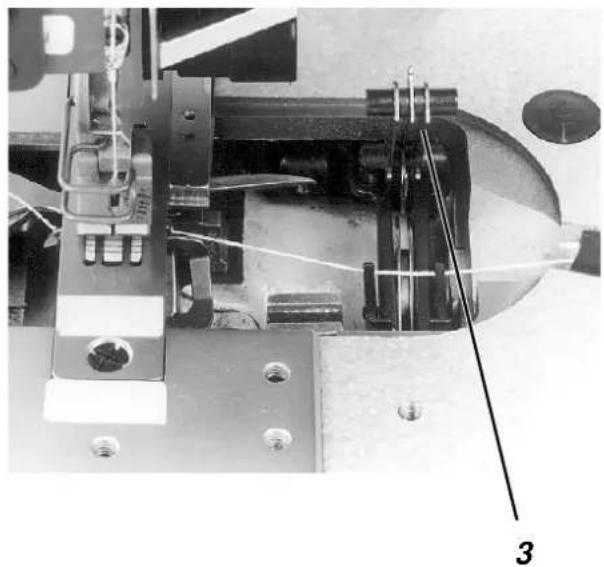 Dürkopp Adler 1967 - Greiferfaden einfädeln - 2