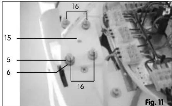 Dr. Kern Tancan 4000 - Installation of the left element - 4