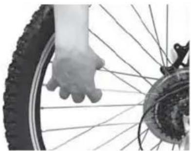 IDEAL Bump - Nach allen drei bis fünf Stunden Betriebsdauer, abhängig davon wie stark das Fahrrad beansprucht wurde, überprüfen Sie bitte folgende Punkte: - 1