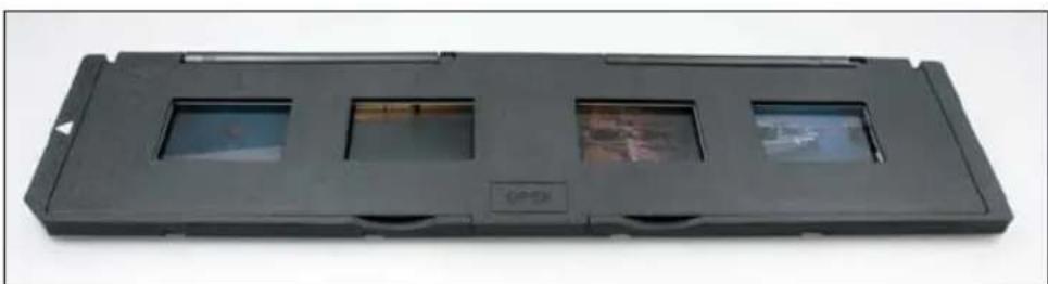 Tevion TV 7100 - Dias einlegen - 2