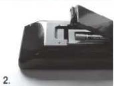SCHAUB LORENZ 22LE-5010C - Einsetzen der Batterien - 2