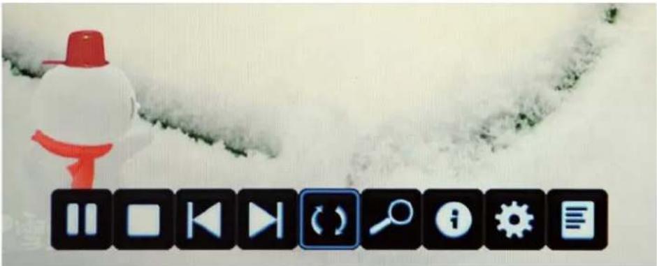 Screenshot of a weather interface with a snowman and a toolbar displaying icons like play, navigation, refresh, and gear.