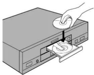 PIONEER DV-05 - Load a disc. - 1