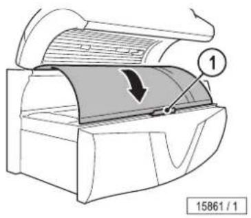 Soltron XL-80 Fresh Peppermint - Remove the canopy panel - 1