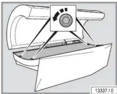 Soltron XXS-30 - Removing the acrylic glass panel - 1