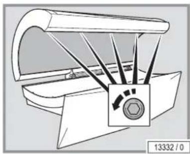 Soltron XXS-30 - Oberteilscheibe ausbauen - 1