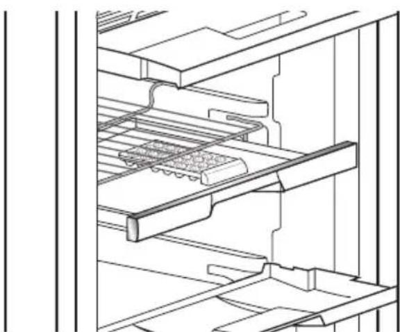 Ansonic CAV 170 NF - Making ice cubes - 1