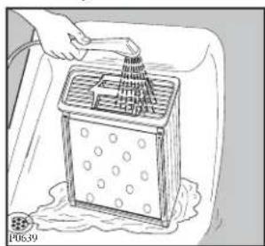 John Lewis JLTDC 06 - Cleaning the condenser unit - 4