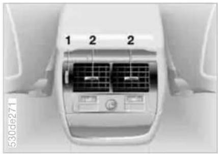 BMW X5 4.4i (2005) - Ventilation - 1