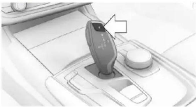 BMW 750Li xDrive (2015) - Engage selector lever position P - 1