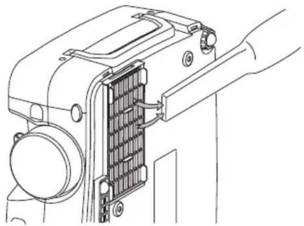 Kindermann KX 4000 - Reinigen des Luftfilters - 1