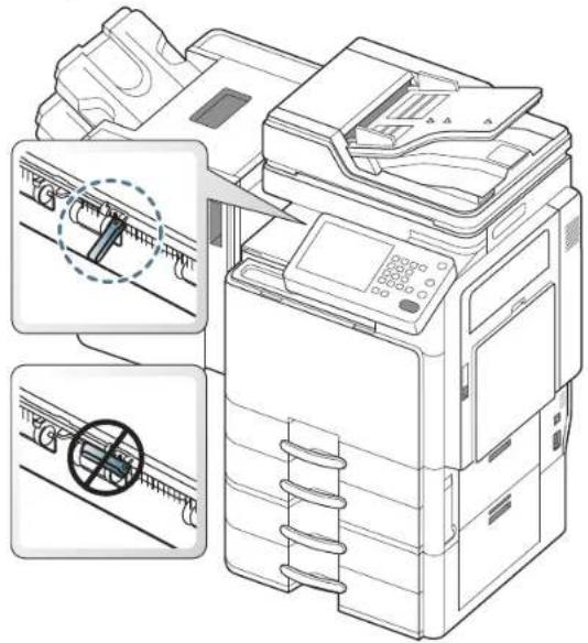 SAMSUNG MultiXpress 8240NA - Papierstau im Ausgabebereich (Papierstau Ausgabe mit bedruckter Seite nach unten) - 3