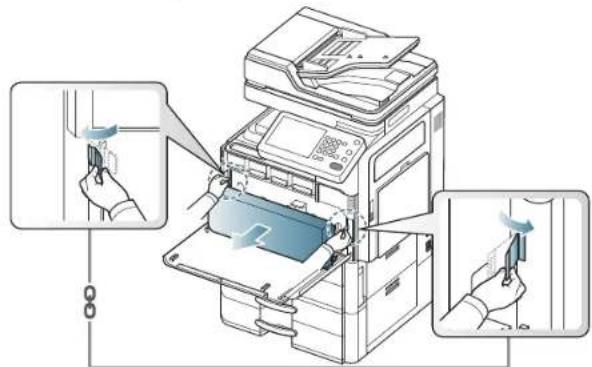 SAMSUNG MultiXpress 8240NA - Reinigen des Papierstaubstabs und der Charger der Bildeinheiten - 3
