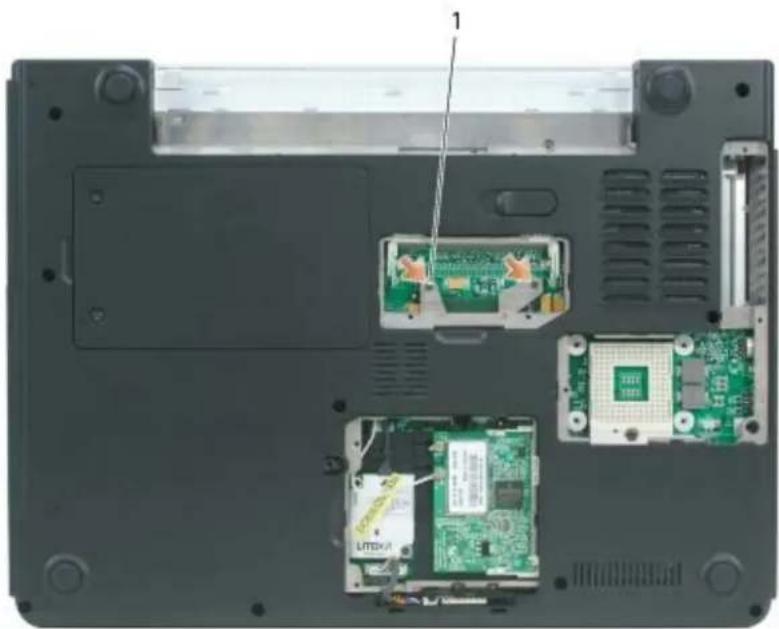 DELL XPS M140 - Removing the System Board - 1