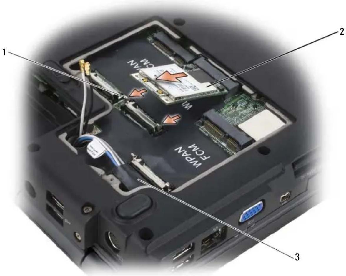 DELL Vostro 1500 PP22L - Removing a WLAN Card - 3