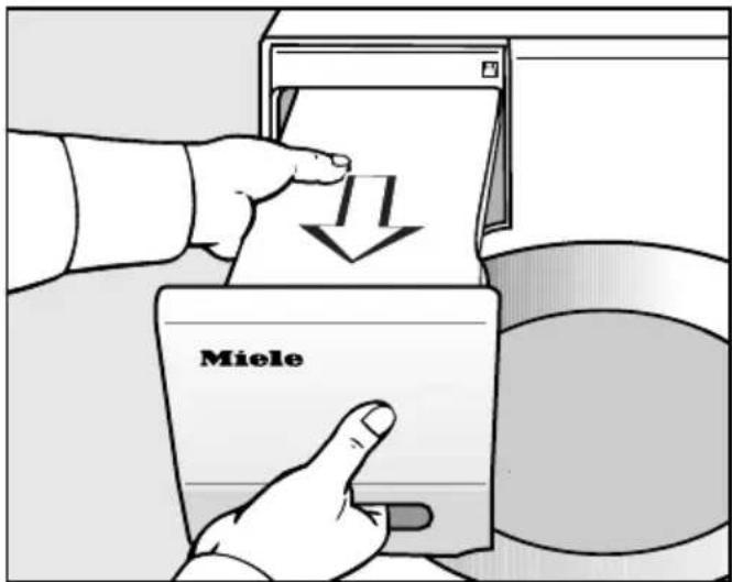 MIELE TML 840 WP - Kondenswasserbehälter leeren - 1