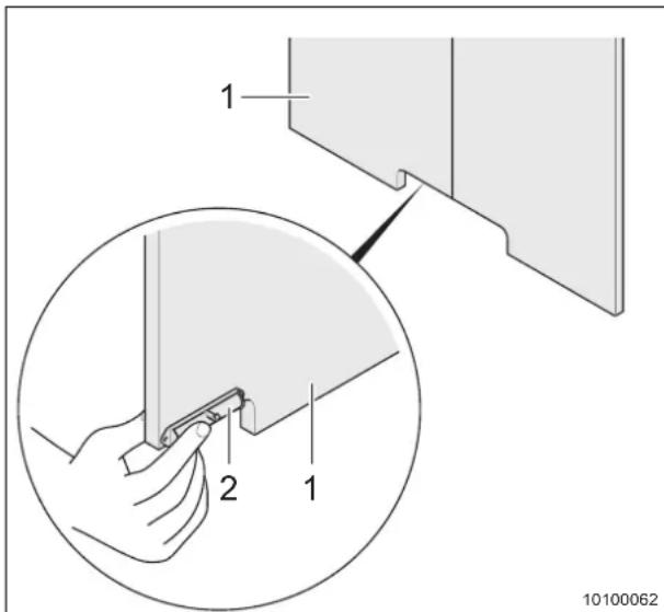 Adria Aviva 350 (2012) - Furniture locks - bathroom - 1