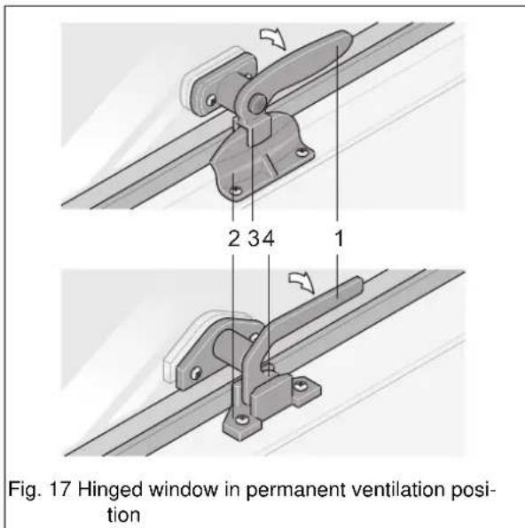 Adria Adora 643 (2012) - Cracks in the window - 1