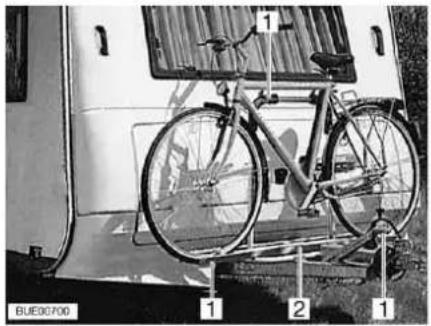 Bürstner Premio (2007) - Fahrradträger am Bug - 1