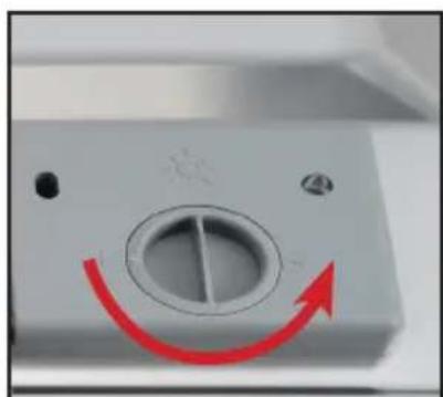 Stirling W60B2A411B - Filling the rinse aid dispenser - 1