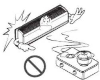 LG-Beko BKE 7800 D - Stop operation and close the window in storm or hurricane. If possible, remove the air conditioner from the window before the hurricane arrives. - 1