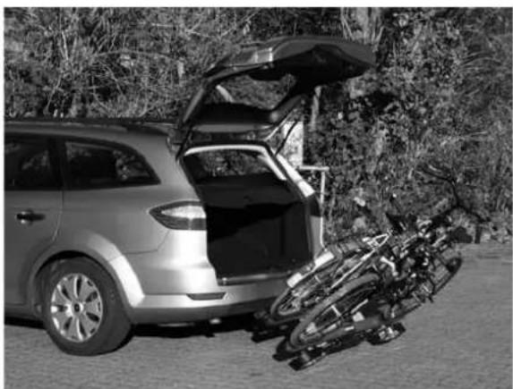 Eufab James - Abklappen des Fahrradträgers - 1