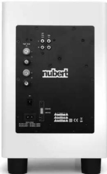 Nubert NuPro AW-350 - ■ Netzbuchse (main power) und Netzschalter (on) - 1