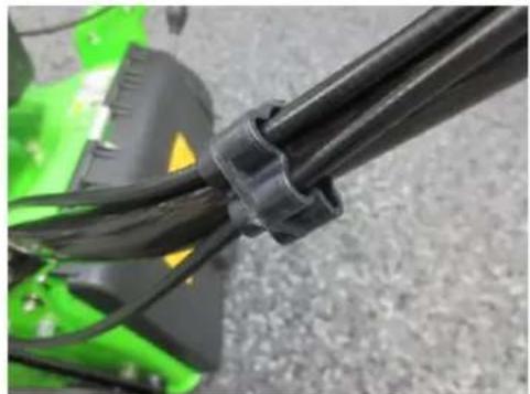 Zipper ZI-BRM40 - Draw-in starter handle rope guide - 4