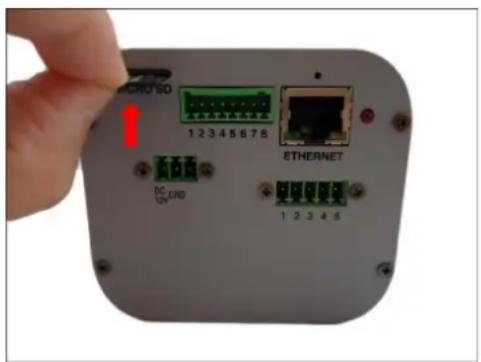 ACTi I25 - How to Insert the Memory Card - 1