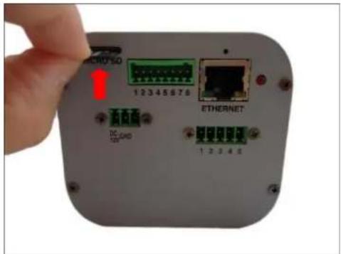 ACTi I25 - Step 2: Attach the Camera to the Bracket - 1