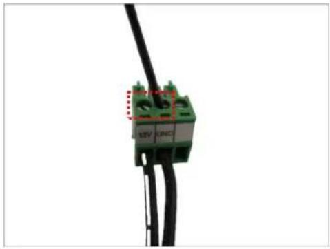 ACTi E270 - How to Connect a Power Adapter (for E217, E222 only) - 4
