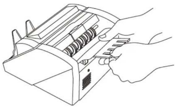 AccuBANKER AB1100 UV - Flipping the Rubber Tongue - 2