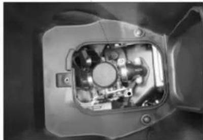 Bintelli Breeze 49cc - Adjustment of the idle speed - 1