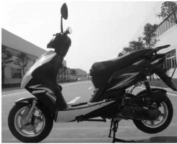Bintelli Breeze 49cc - Brief Introduction to the Scooter - 1