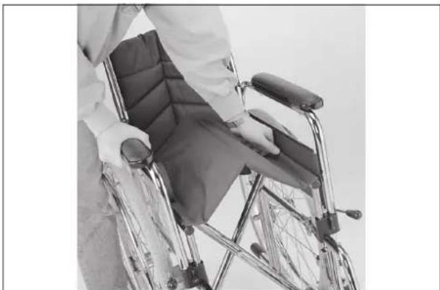 Meyra Standard - Tragen des Rollstuhles - 1