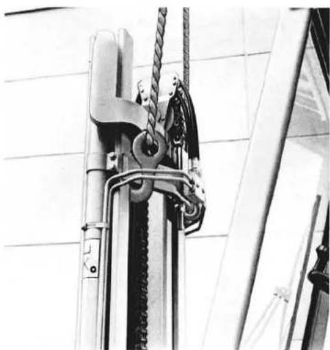 Linde H35 T - Aufhängung, hinten - 2