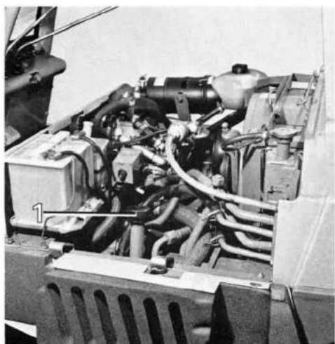 Linde H35 T - Wechsel des Entlüftungsfilters - 3