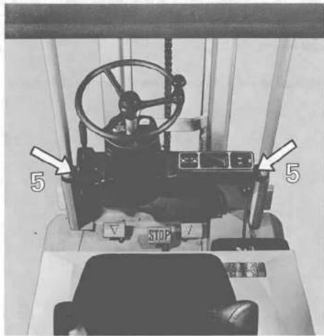 Linde E15 S - Überprüfung der Kohlebürsten (Werkstattarbeit) - 2