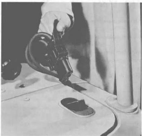 Linde E15 S - Batterieüberwachung (Abb. oben, rechts) - 1