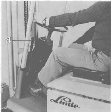 Linde E15 S - Einfahrhinweis - 3