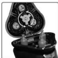 Siegen SG-7260 - LIMPIEZA DE LA UNIDAD DE AFEITADO CON CEPILLO - 4