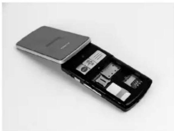 Auro C2030 - microSD-Karte einlegen - 1