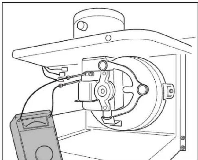BUDERUS Logamax U114K - Gebläse prüfen (nur bei Logamax U112/122) - 2